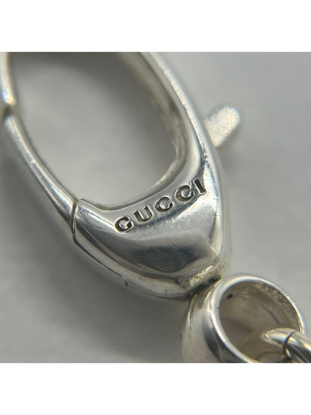 Gucci Heart Chain Necklace - Picture 12 of 15